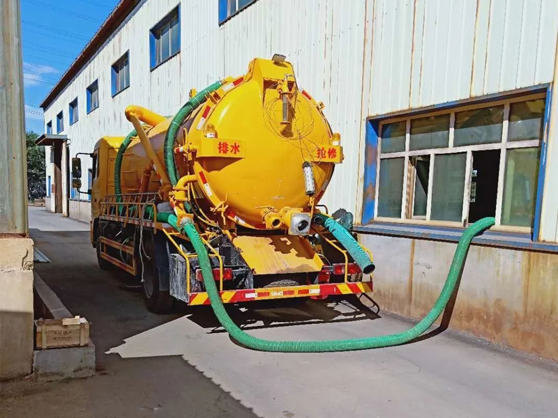 酒店厂区化粪池清理